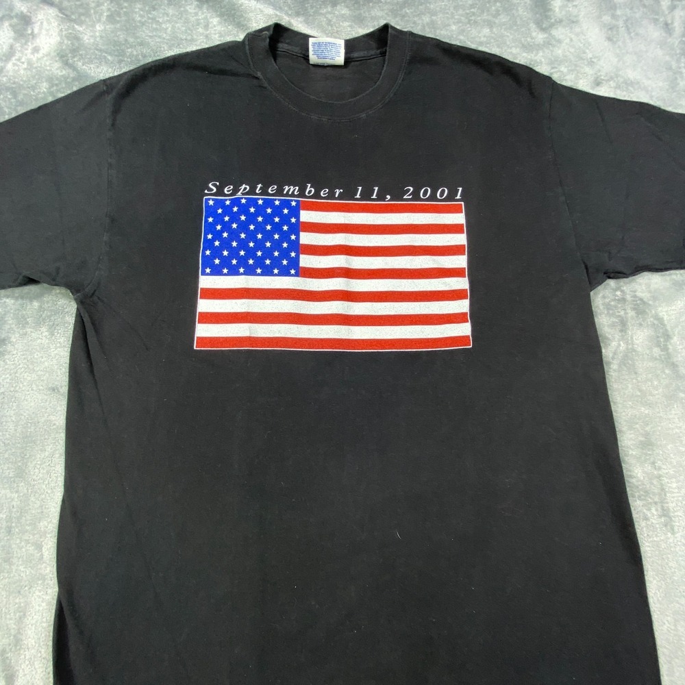 VTG 2011 9/11 T Shirt Large Black USA Flag Patriotic Short Sleeve Hanes Beefy T